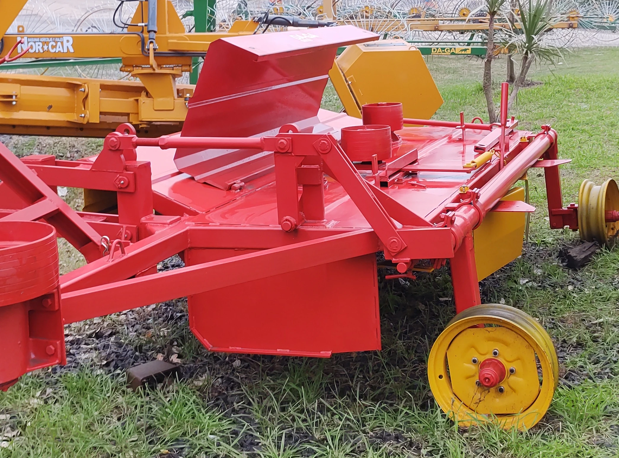 Desmalizador e hileradora DA-GA - El Galpón