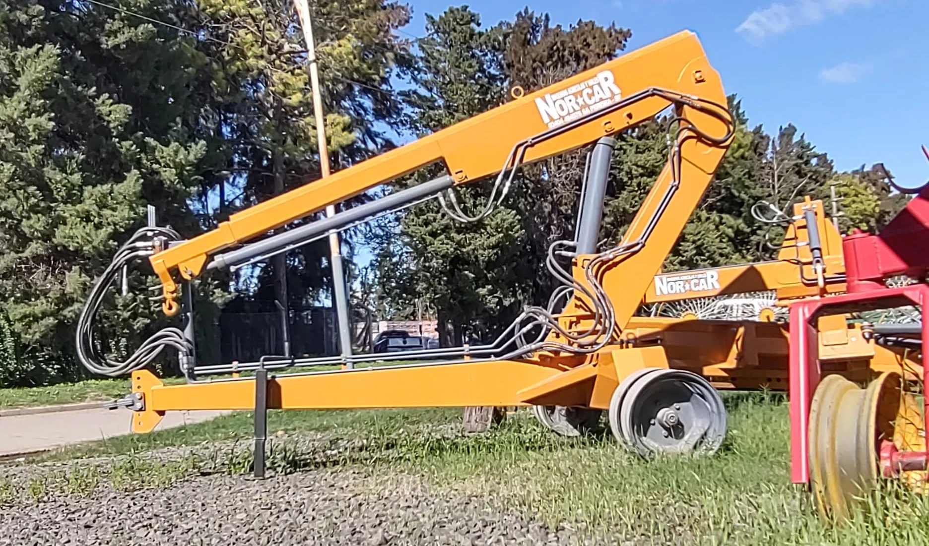 Grua Multiproposito Nor-Car - El Galpón